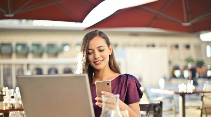 6 Aplikasi Pembuat Komik Terbaik yang Patut Diketahui Aplikasi Pembuat Komik