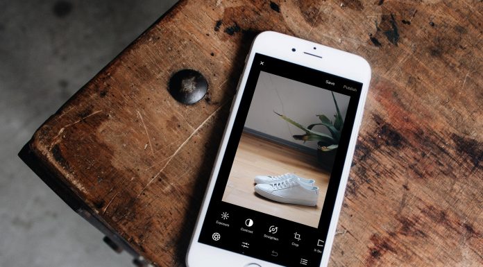 6 Aplikasi Penggabungan Foto yang Bisa Digunakan dengan Mudah Aplikasi Penggabungan Foto