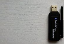 Cara Membersihkan Port USB Paling Sederhana Cara Membersihkan Port USB Paling Sederhana