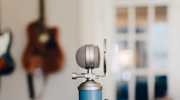 4. Rekomendasi Software Karaoke Gratisan yang Perlu Dicoba Rekomendasi Software Karaoke Gratisan