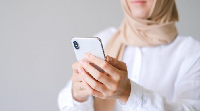 6 Aplikasi Ganti Wajah Untuk Android Dengan Bantuan AI Aplikasi Ganti Wajah Untuk Android