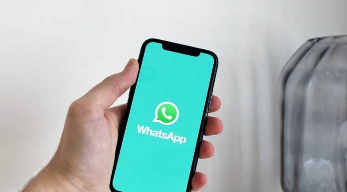 Cara Merekam Telepon WhatsApp di Android dan iPhone Cara Merekam Telepon WhatsApp di Android